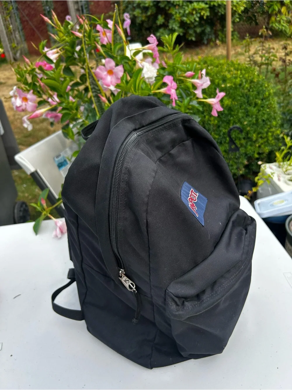 Jansport Mens Black Backpack with Red Logo Size 18”x12”x8”